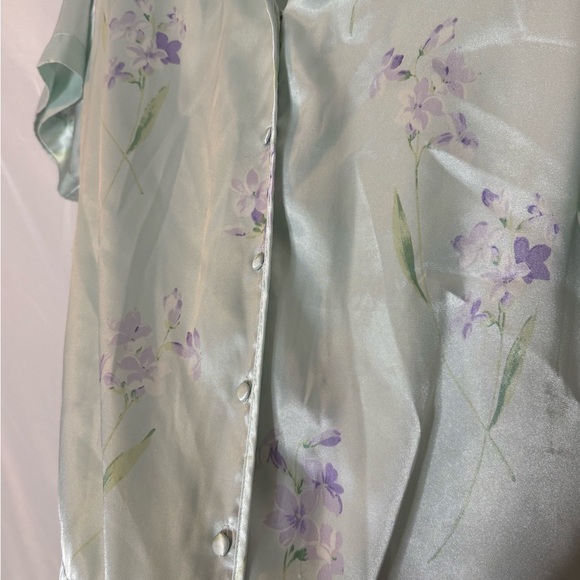 Secret Treasures mint button down Satin Floral Pj Top - Picture 3 of 6